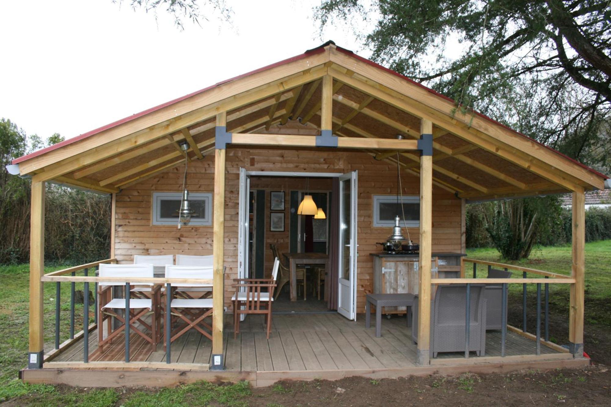 Domaine Des Hirondelles Vila Saint-Vincent-de-Cosse Exterior foto