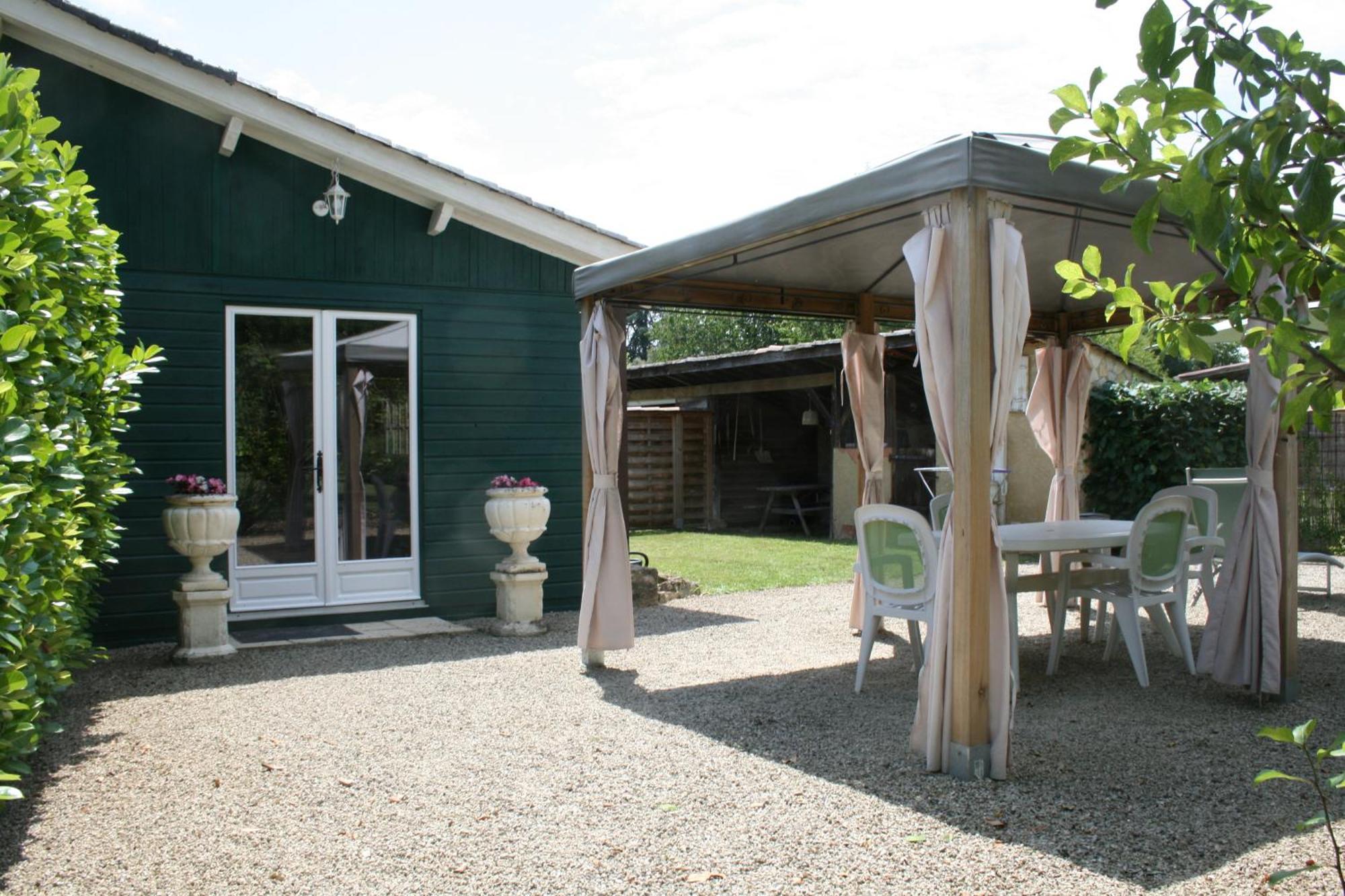 Domaine Des Hirondelles Vila Saint-Vincent-de-Cosse Exterior foto